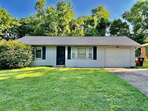 2nd image of 568 Sitze Dr