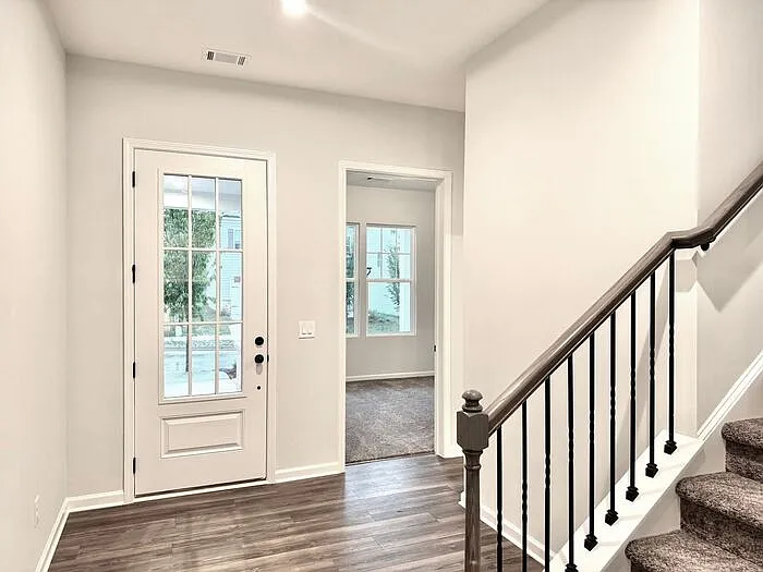 248 Brighton Bend Ln — Photo 3