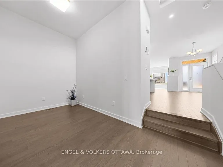 699 Honeydew St — Photo 6