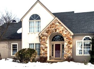 70 Rosemary Ln, Glenmoore, PA 19343