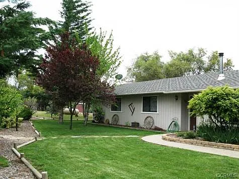 31176 Willow Pond Ln photo 1