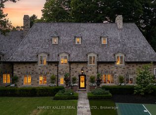 108 Sandringham Dr, Toronto, ON M3H1C9