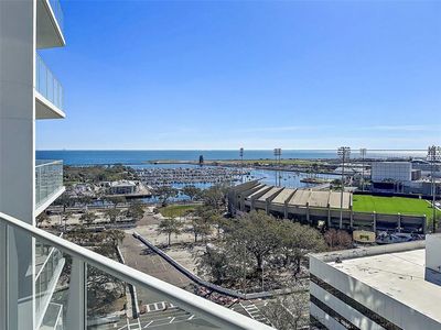 175 1st St S APT 1204, Saint Petersburg, FL, 33701