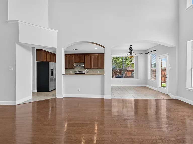 4521 Chaparral Creek Dr — Photo 8