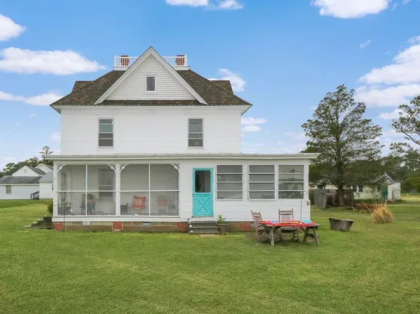 20186 Fishermans Ln, Onancock, VA 23417