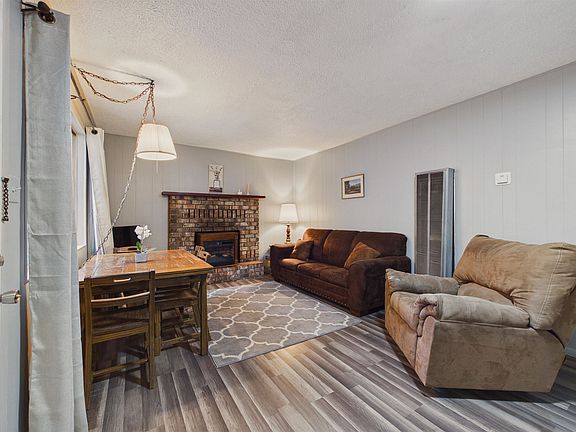 5th image of 1100-1100 Chautauqua Canyon Blvd #B