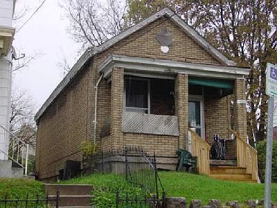 1st image of 3816 Llewellyn St