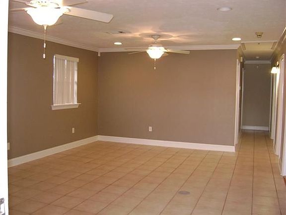 2nd image of 1216 Pasadena Ave