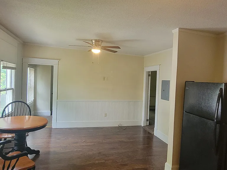 191 Center St #3 — Photo 6