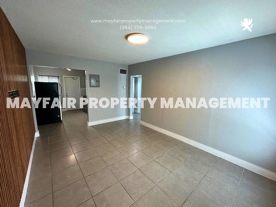635 NE 8th Ave #1