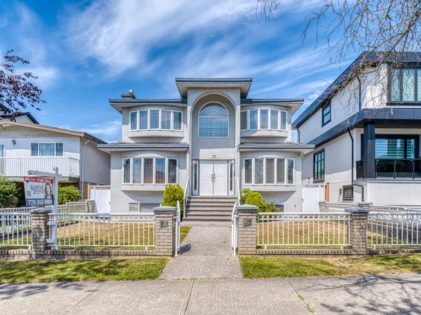 1033 E 39th Ave, Vancouver, BC V5W 1K9