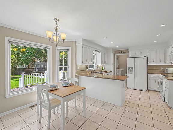 5th image of 5492 Altamaha Dr