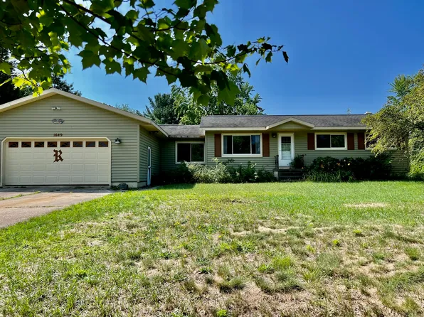 1649 W Tyler Rd, Muskegon, MI 49445