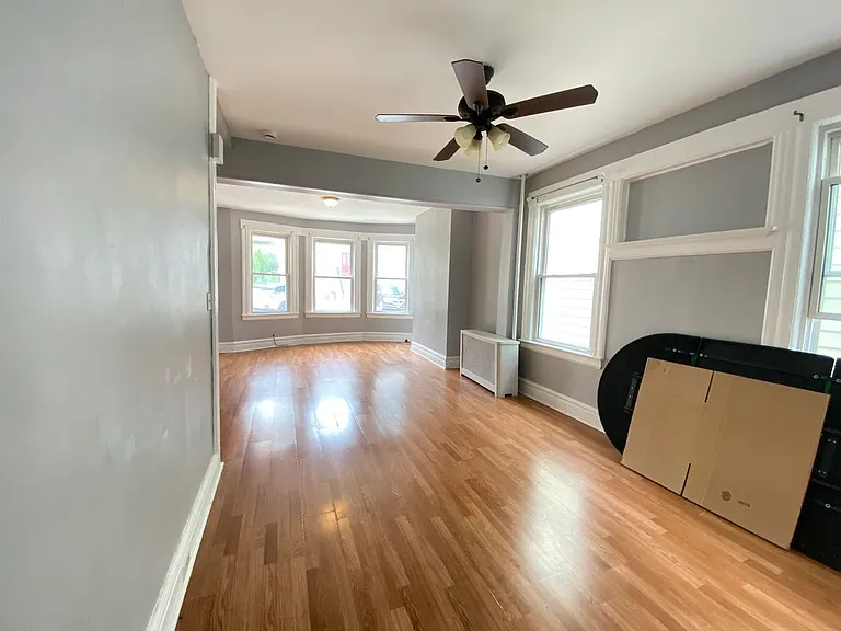 56 Newton Pl #1 — Photo 4