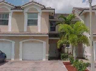 8400 Pine Island Rd, Sunrise, FL 33351