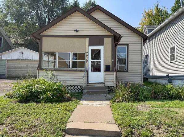 2218 6th Ave, Rock Island, IL 61201