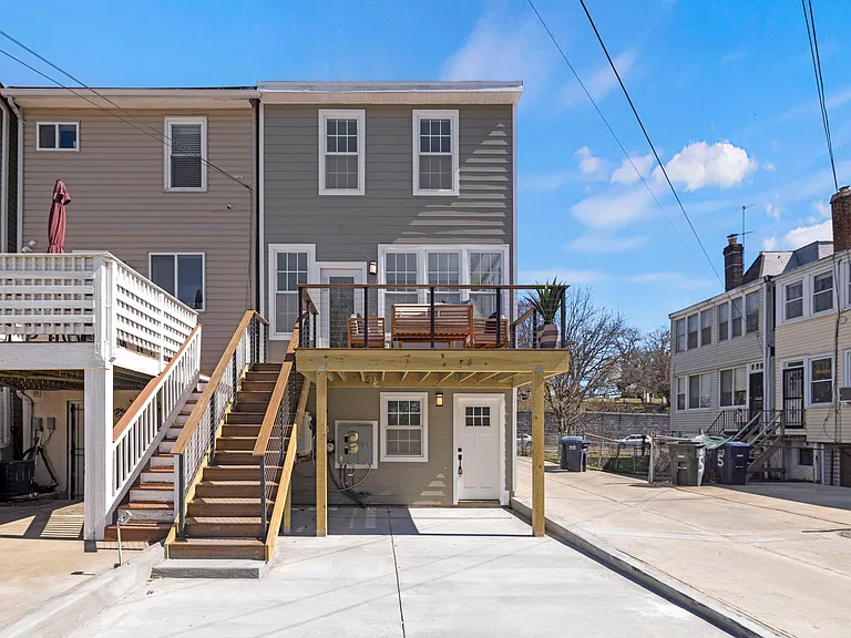 2304 N Capitol St NW #B — Photo 3