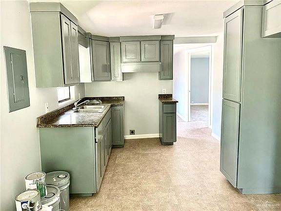 5th image of 3602 Palmetto Dr