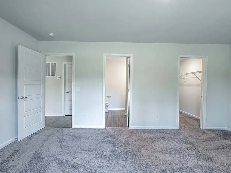 105 Cottage Way — Photo 17
