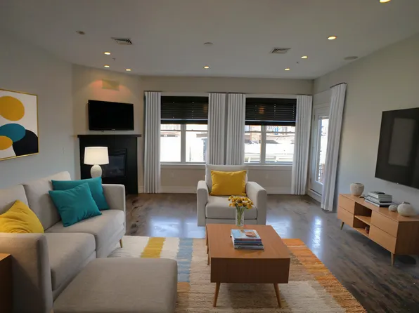 170 Bowen St #3, South Boston, MA 02127