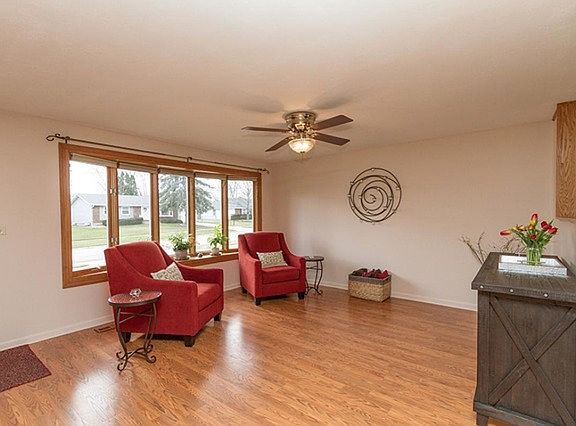 5th image of 1428 Harvard Ln