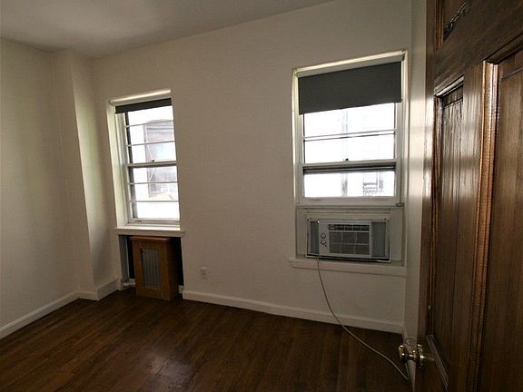 5th image of 455 W 56th St APT 4