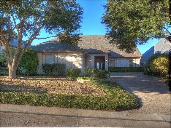 2nd image of 12 Avenue Twenty