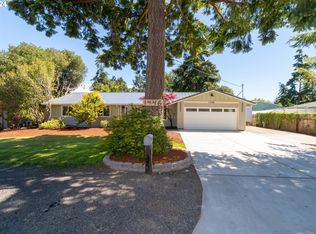 1446 20th St, Florence, OR 97439