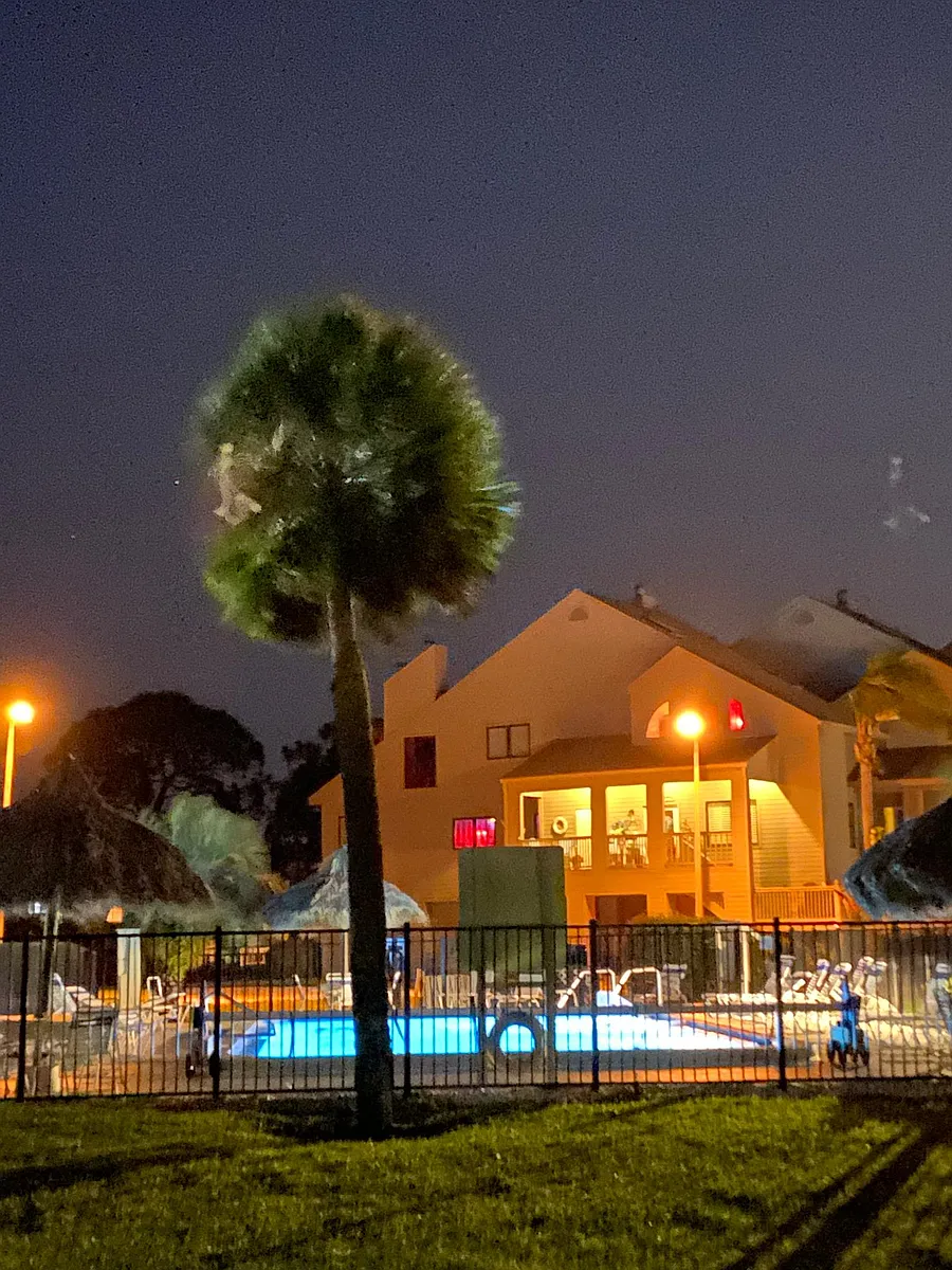 Building Photo - 408 Windrush Bay Dr