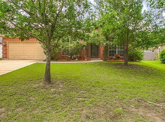 3rd image of 2314 Timber Cove Dr