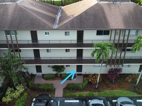 7710 NW 50th St