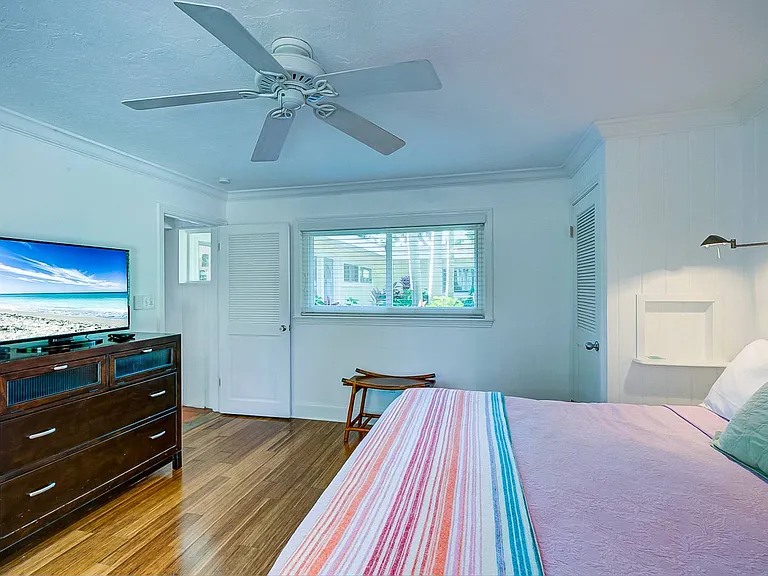 4638 Gleason Ave — Photo 17