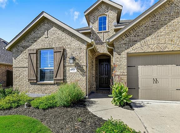 2nd image of 1125 Hot Springs Way