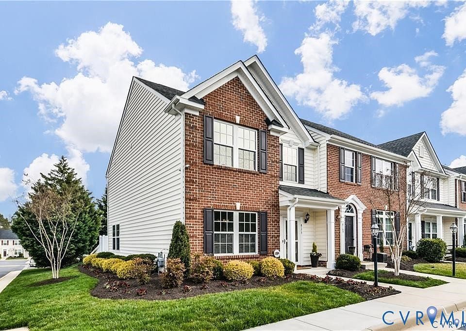 1st image of 8173 Creekside Village Dr