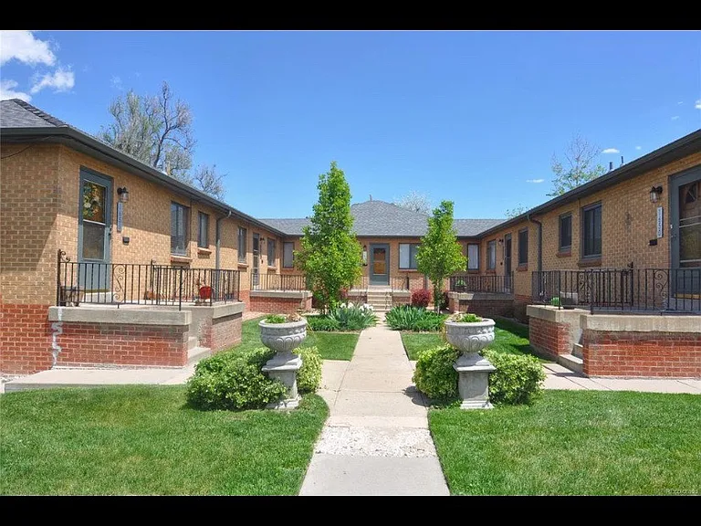 1660 Winona Ct — Photo 15