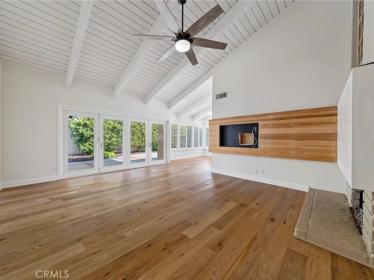 23291 Downland Rd — Photo 6