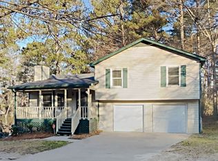1761 Rose Garden Ln, Loganville, GA 30052