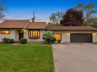 3350 Pearl Dr, Monroe, MI 48162