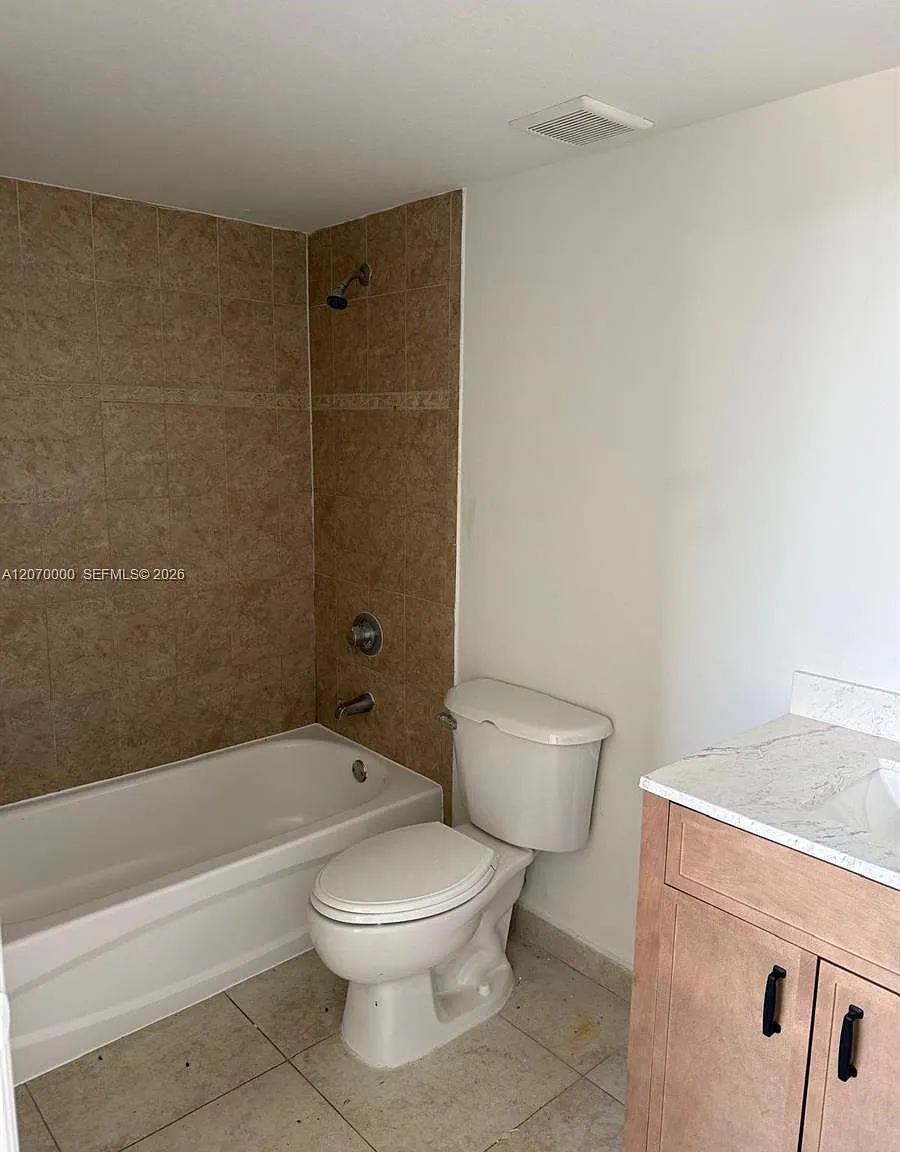 2 bed, 2.0 bath, $2,100 — Photo 4