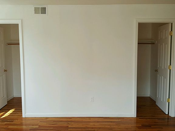 5th image of 327 S 11th Street # Fl 2nd