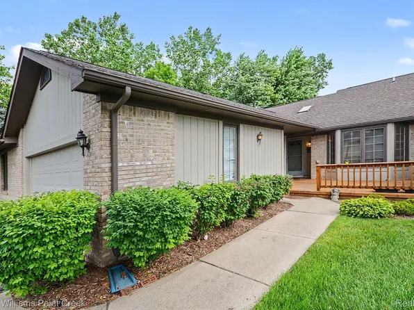 13311 Whittier Dr, Sterling Heights, MI 48312