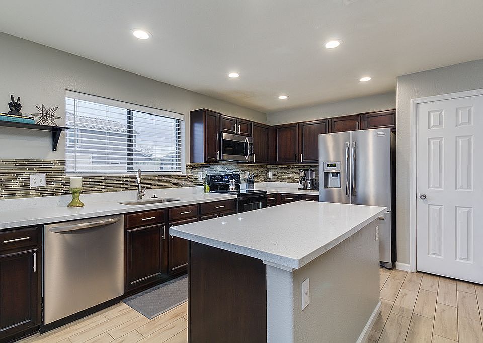 1st image of 3871 S Ponderosa Dr