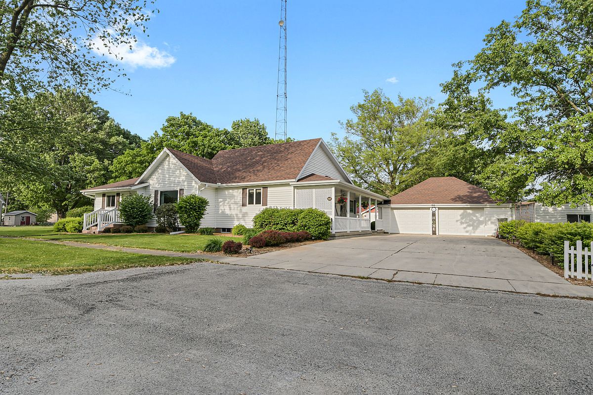 210 N Chicago Ave, Allerton, IL 61810 Zillow