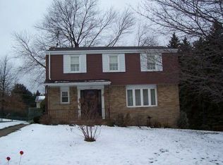 4 Sheila Ct, Pittsburgh, PA 15227