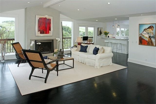 2nd image of 10 Stanton Way