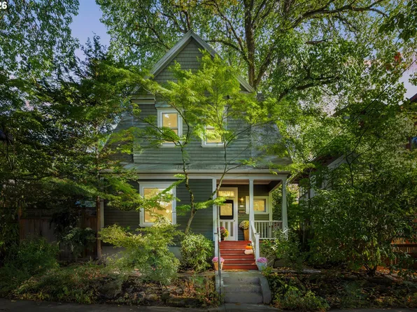 216 SE 17th Ave, Portland, OR 97214