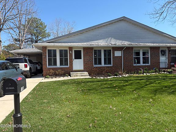 2nd image of 13B Walnut Road