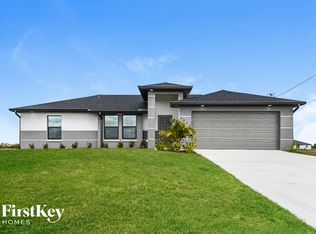 3911 NW 38th Ter, Cape Coral, FL 33993
