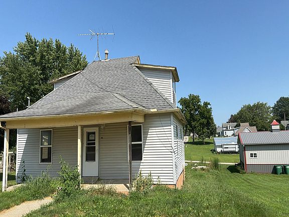 2nd image of 203 Brown St