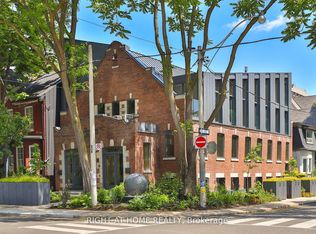 225 Brunswick Ave #PENTHOUSE 2, Toronto, ON M5S2M6